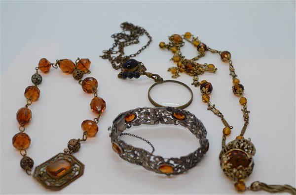 Vintage Czech Jewelry Lot: Vintage Czech glass jewelry choker, necklaces, bracelet and black jet glass magnifying glass with chain. All vintage pre 1950's. As seen in photograph preview.
