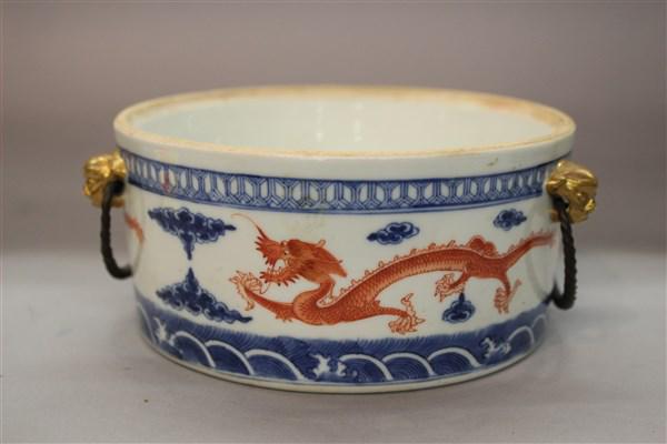 Chinese Rice Bowl with Qianlong Mark Imperial Dragon (1 of 5)