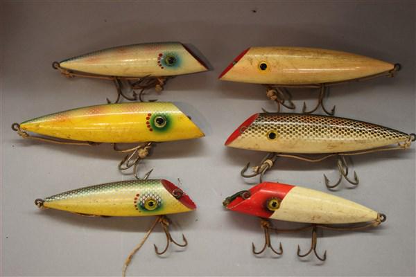 Vintage Rosegard Salmon Wood Fishing Lures (1 of 4)