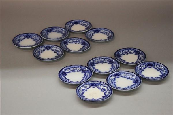 Set of 12 John Maddock & Sons Flow Blue Butter Pats (1 of 4)