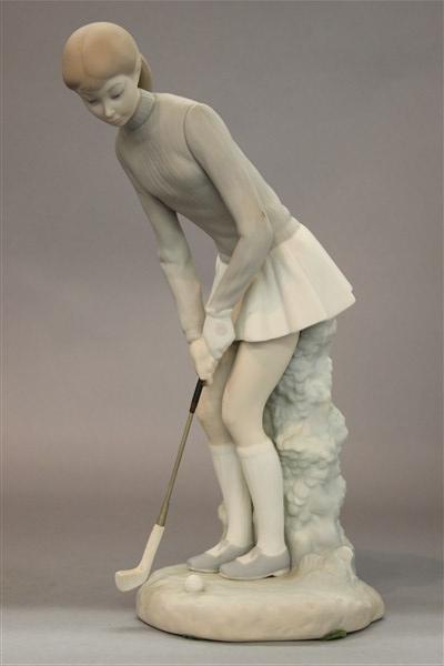 Lladro Matte Finish Female Golfer Figurine (1 of 4)