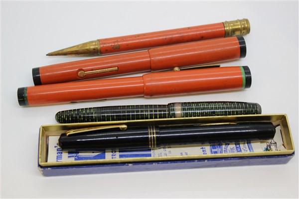 Vintage Fountain Pens Lot (1 of 3)