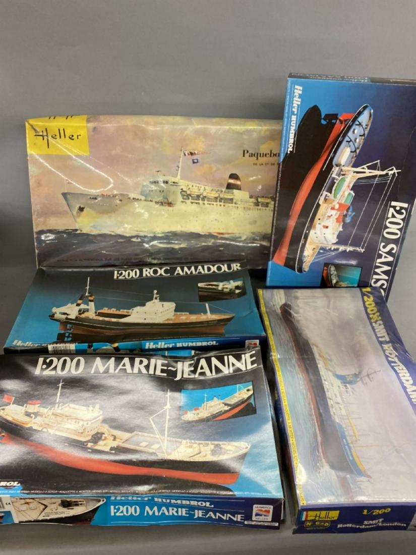 Five (5) Heller Ship Models: Five (5) Heller Ship Models Please note all model lots are undone however boxes may show wear and tear, rips or discoloration. Please see photograph preview or call.