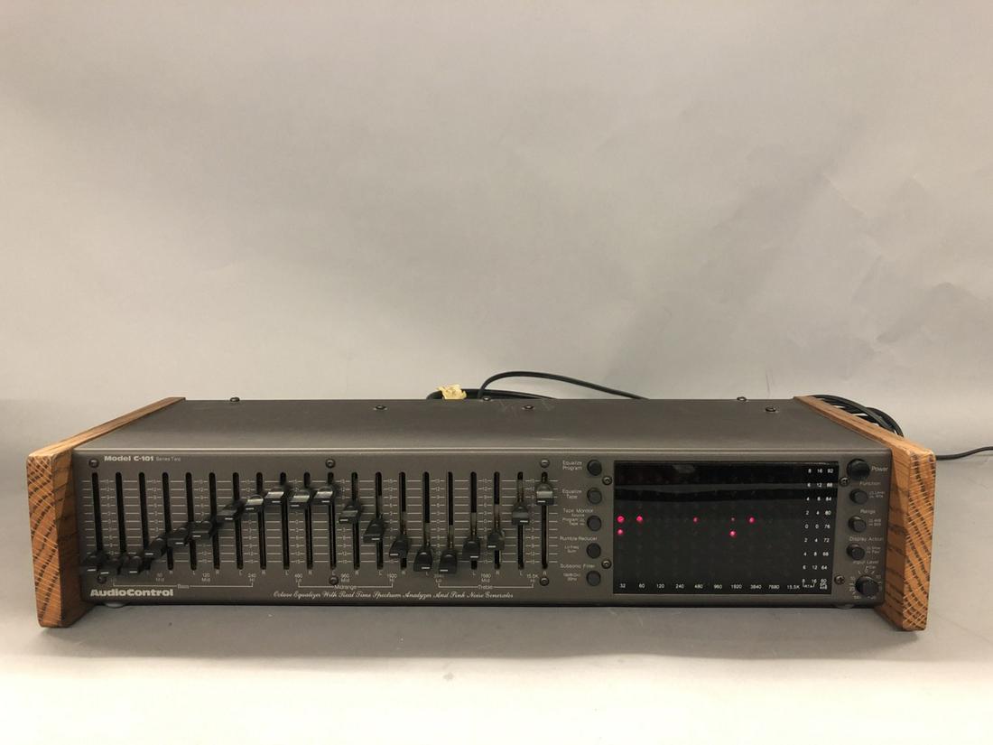 Octave Equalizer Model C-101 Series 2 (1 of 4)