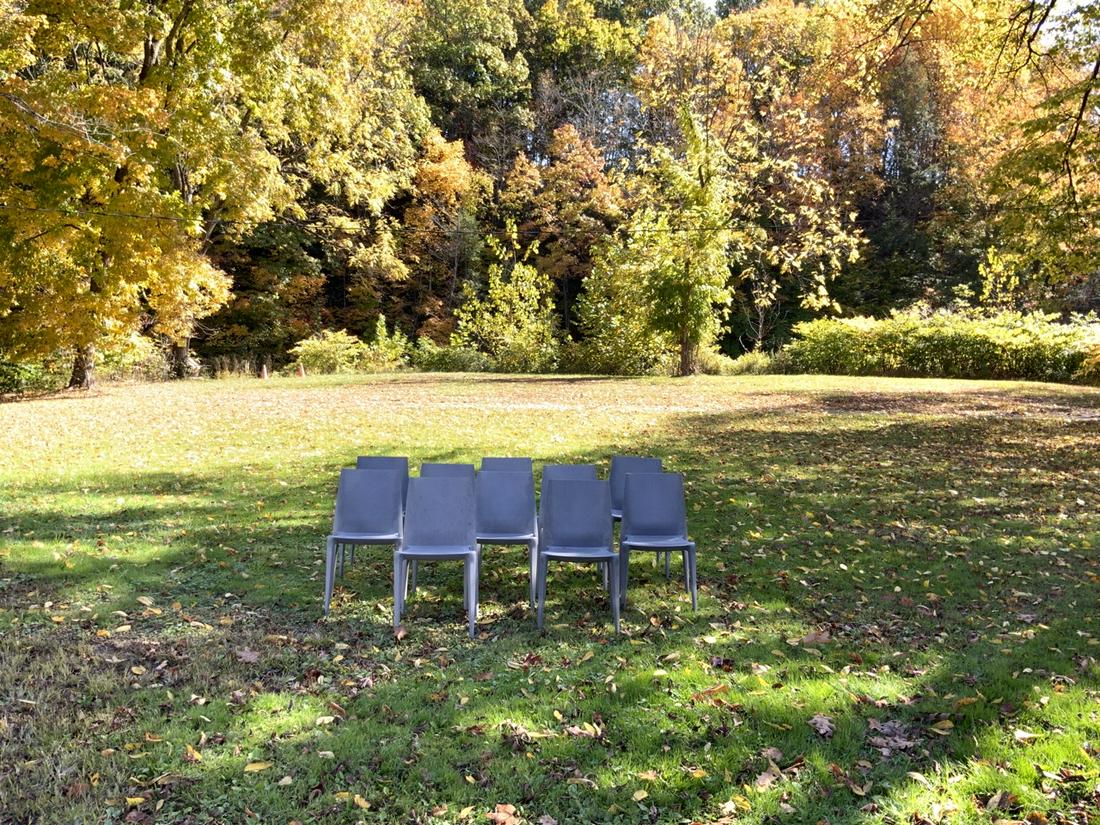 Set of 10 Heller Bellini Grey Chairs 17 1/“2” x 18: Set of ten (10) Heller Bellini grey fiber glass chairs. Signed at base. Made in Italy. Stackable. Some wear due to weathering. Dimensions: 17 1/2" X 18 1/4" X 33"