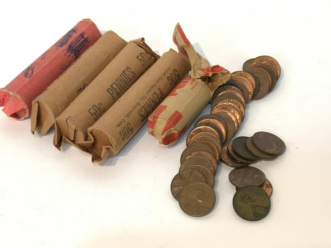 Estate Compiled Lincoln And Wheat Back Pennies (1 of 4)