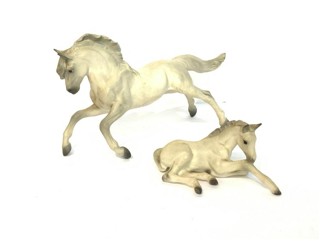 Two piece HAGEN Rennaker horses 9 inches wide 5 1/2 (1 of 2)