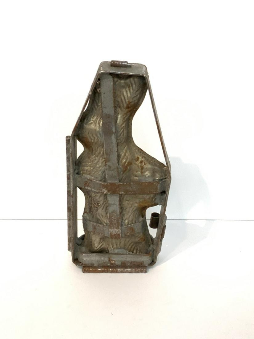Vintage Full Bodied Easter Bunny Chocolate Mold (1 of 3)