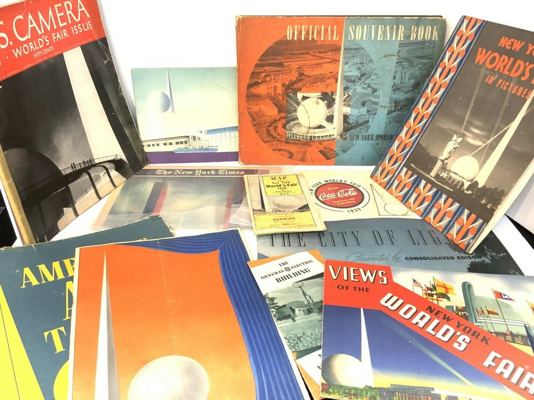 1939 New York World's Fair Paper Ephemera Lot: 1939 New York World's Fair Paper Ephemera Lot