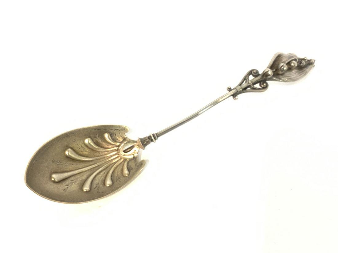 Gorham 1870 Lily Of The Valley Sterling Silver Serving: Gorham 1870 Lily Of The Valley Serving Spoon. Sterling silver, highly ornate design. Dimensions: 9" Length Total weight: 2 avg. oz.