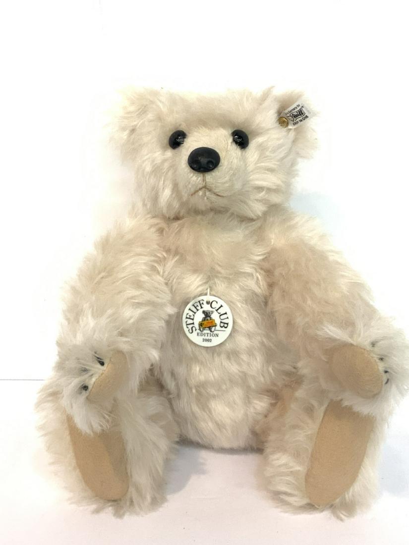 Steiff Bear 2002 Edition (1 of 3)