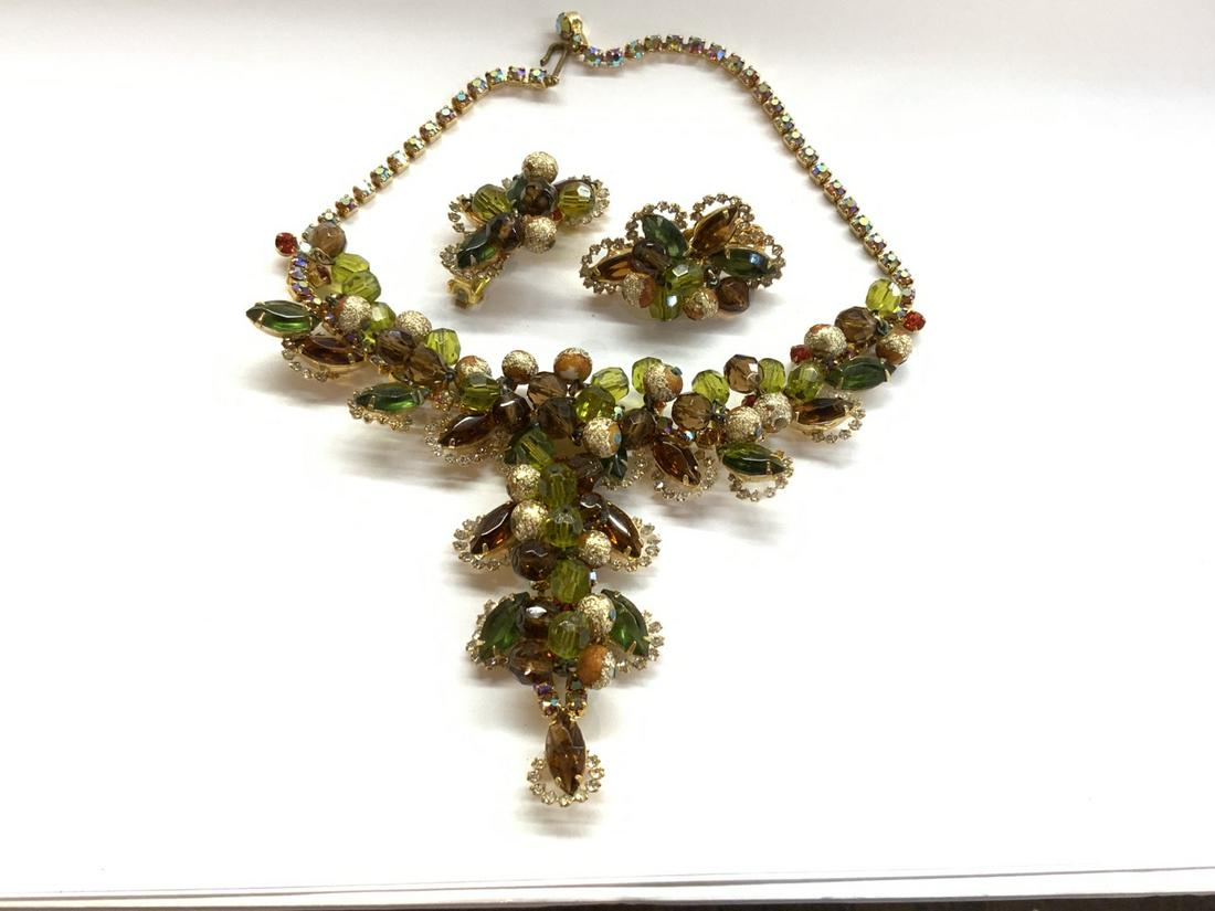 Vintage Costume Rhinestone Parure (1 of 3)