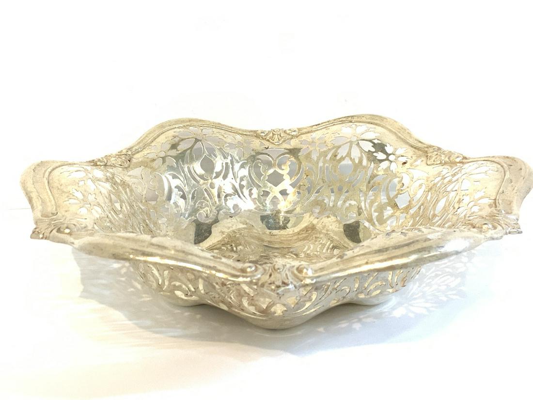Gorham Sterling Silver Openwork Serving Bowl: Gorham highly ornate open work sterling silver serving bowl. Total weight: 9.1 ozDimensions: 2 3/4" X 9 1/2"