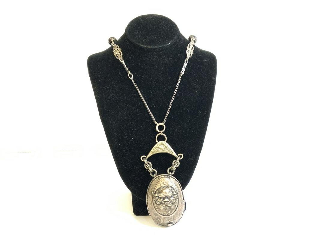 Large Chinese Foo Dog Sterling Silver Amulet/Gau (1 of 7)