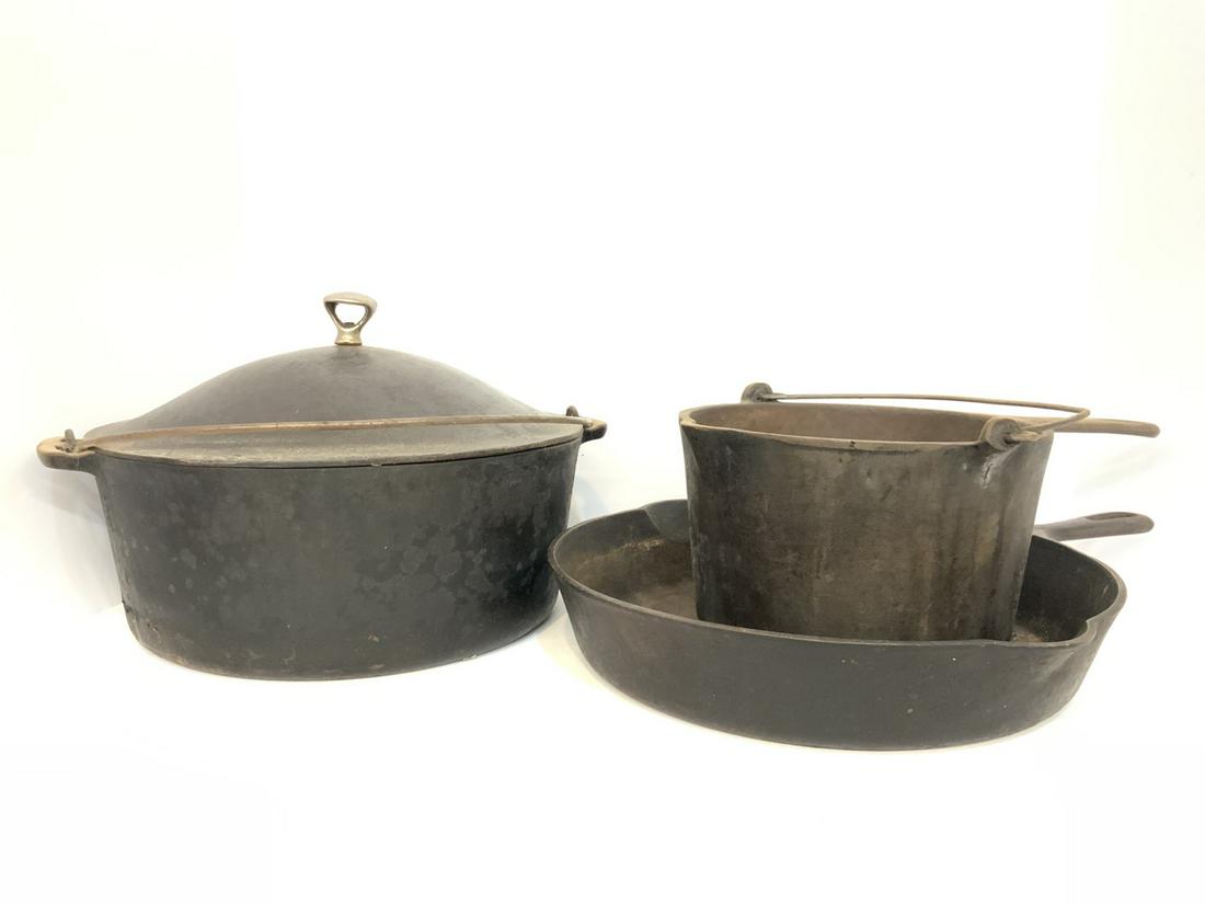 Cast Iron Cookware Group (1 of 13)