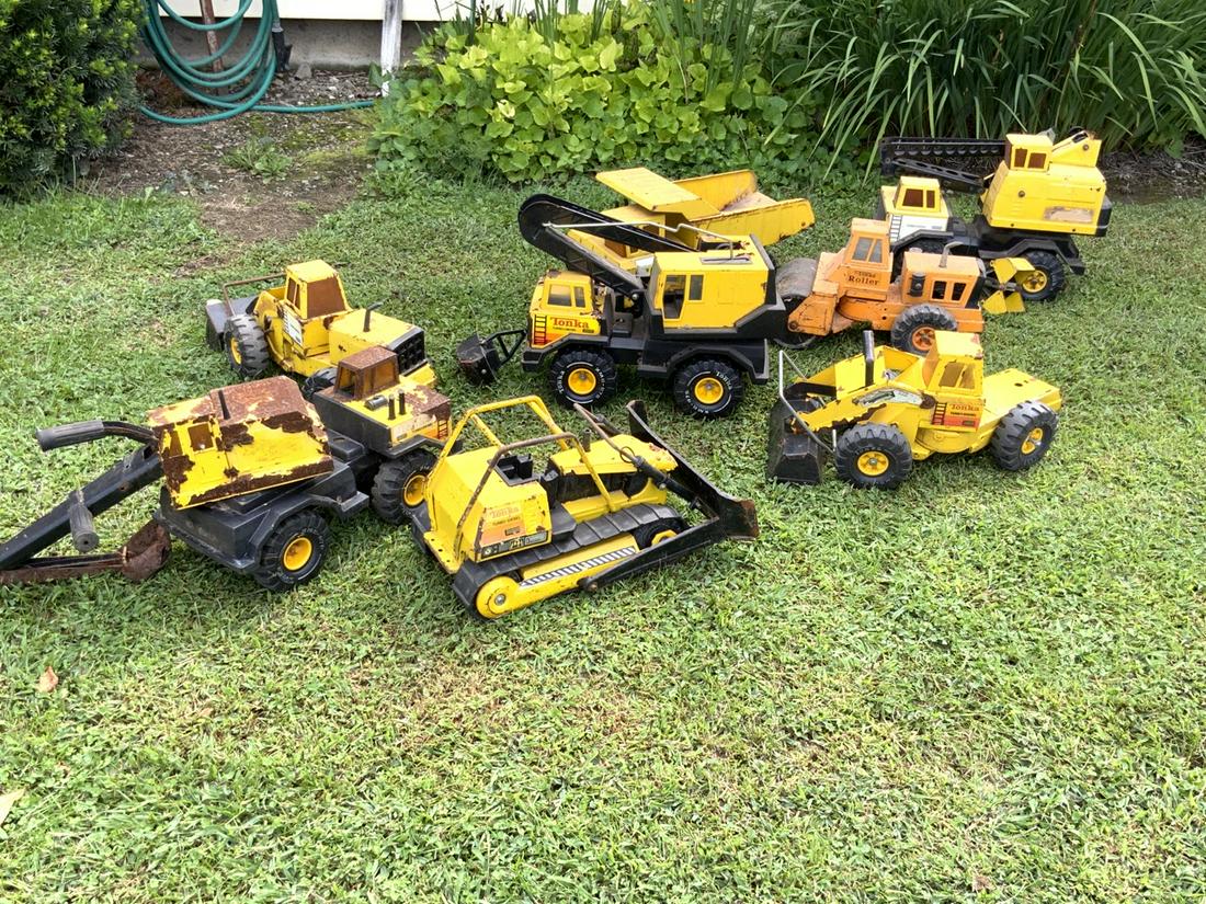 Eight (8) Piece Tonka Trucks: Eight (8) Piece Tonka Trucks.