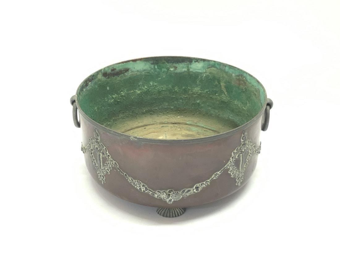 Pairpoint Copper Bowl: Pairpoint copper bowl. Dimensions: 7.5” diameter