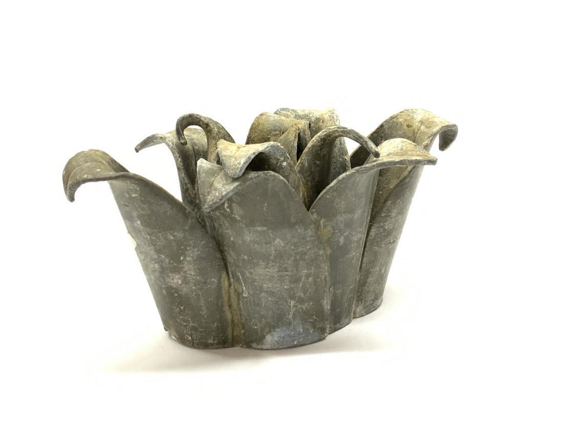 Vintage Flower Frog (1 of 4)