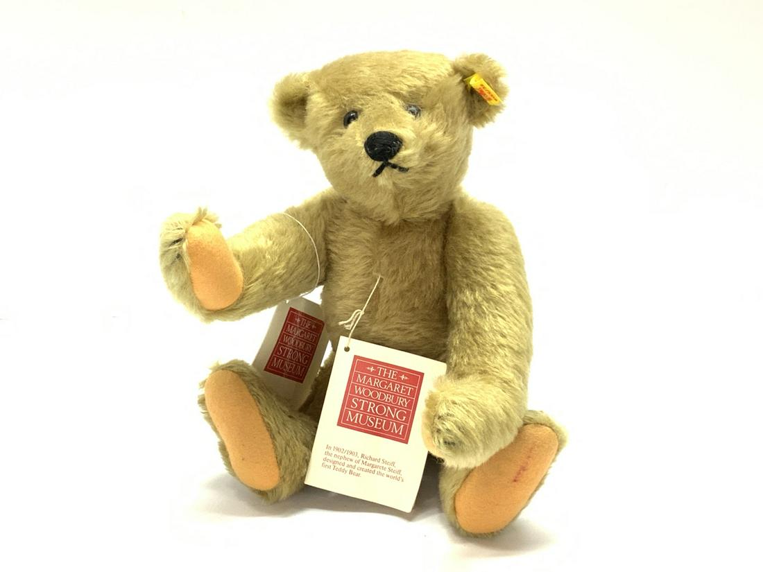 Steiff Original 1904 Mohair Teddy Bear Replica (1 of 7)