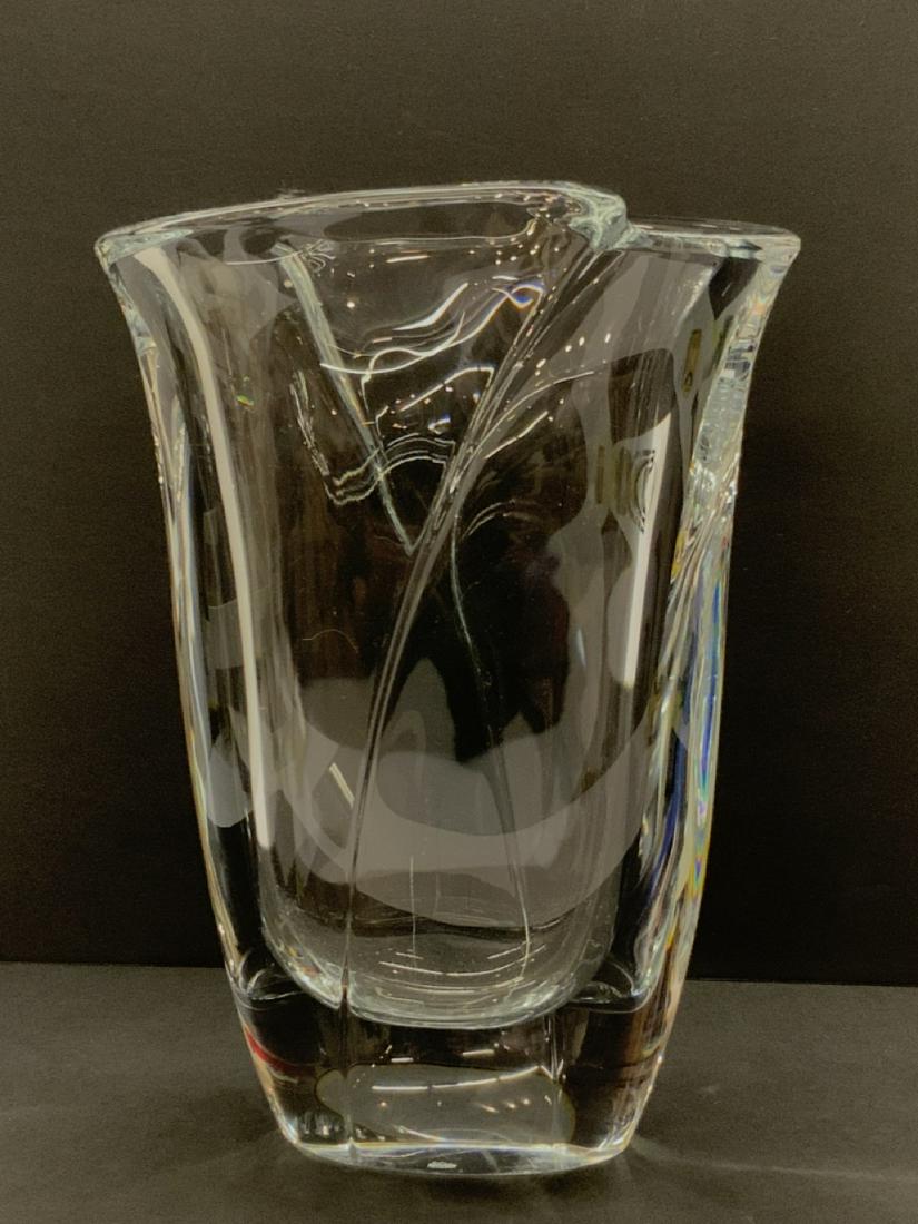 Sevres France Crystal Vase: Cristal Sevres France Vase. Dimension: 11 3/4" x 8" x 6 1/4"
