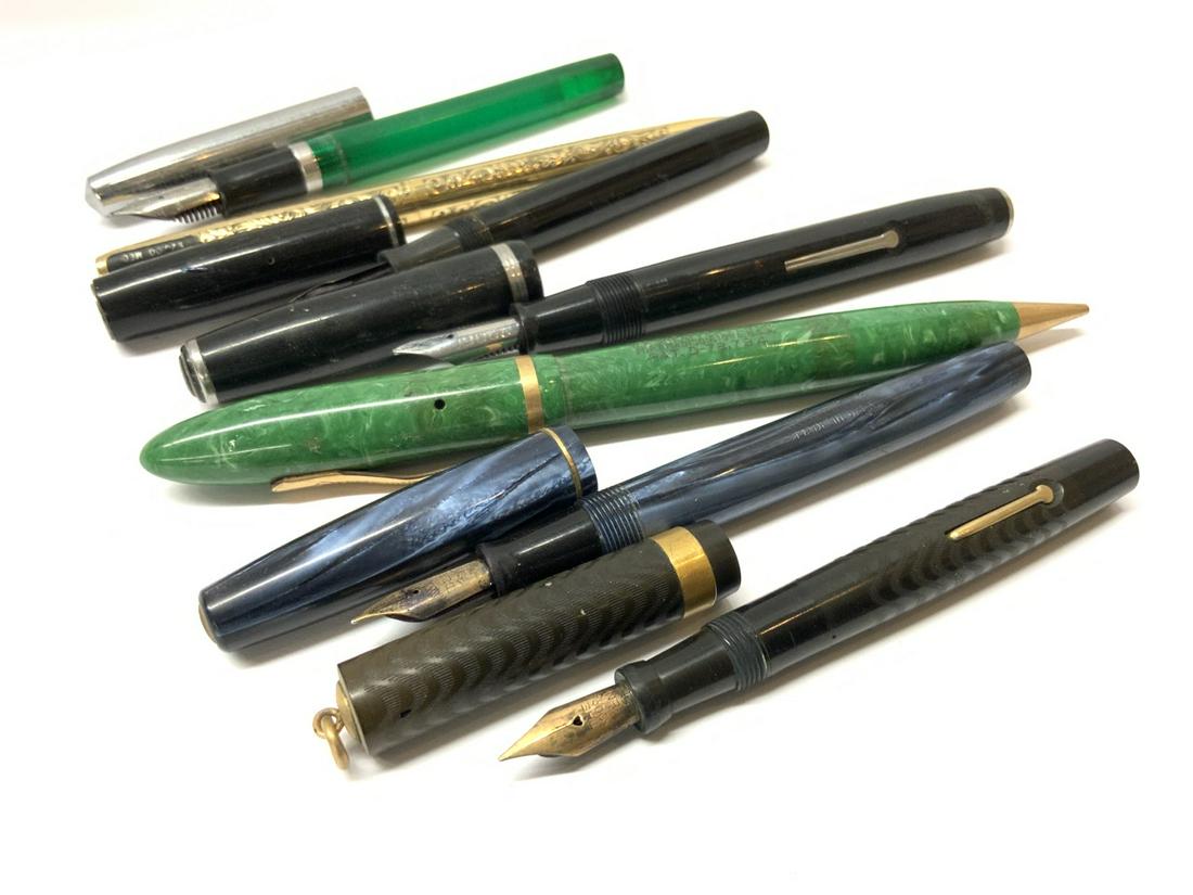 Vintage Pens And Fountain Pen Lot: Compiled vintage pen lot with fountain pens by Schaefer, Waterman's and Moore. As seen in photograph preview.