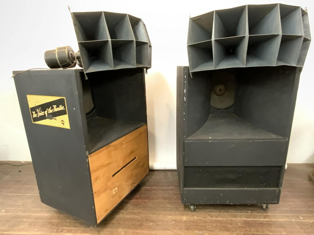 Altec Lancing Voice OF The Theater N501-8A Speakers 1005B Horns: Altec Lancing Voice of The Theater N501-8A Speakers and a pair of 1005B Horns. Originally housed in an Eastside NYC Theater. Estate found in studio. Not tested.