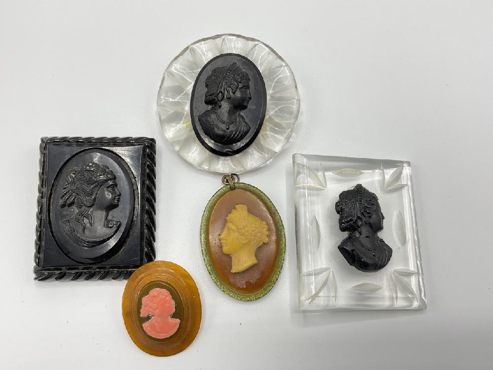 Five (5) Bakelite Cameo Brooches (1 of 4)
