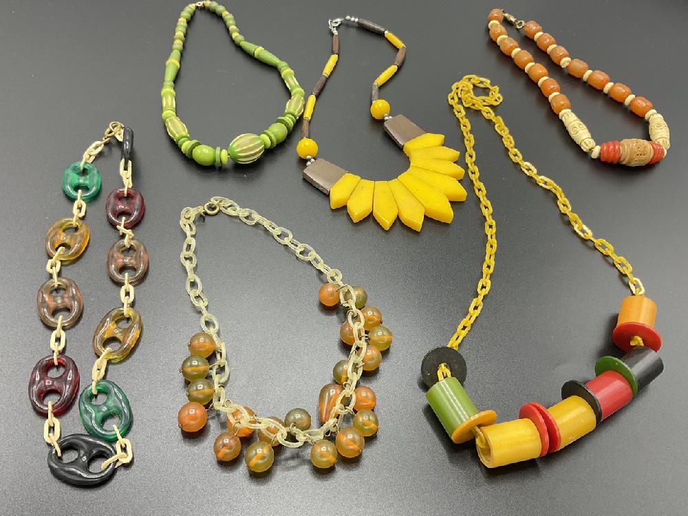 Six (6) Vintage Bakelite And Celluloid Necklaces (1 of 5)