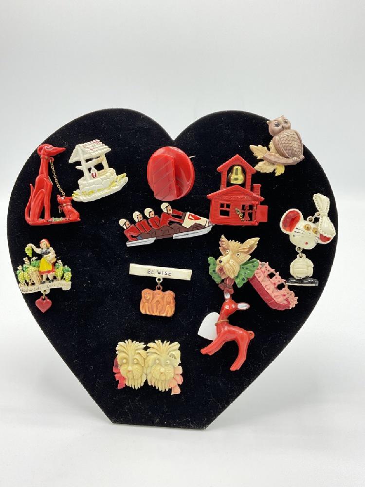 Thirteen (13) Assorted Bakelite Pins (1 of 4)