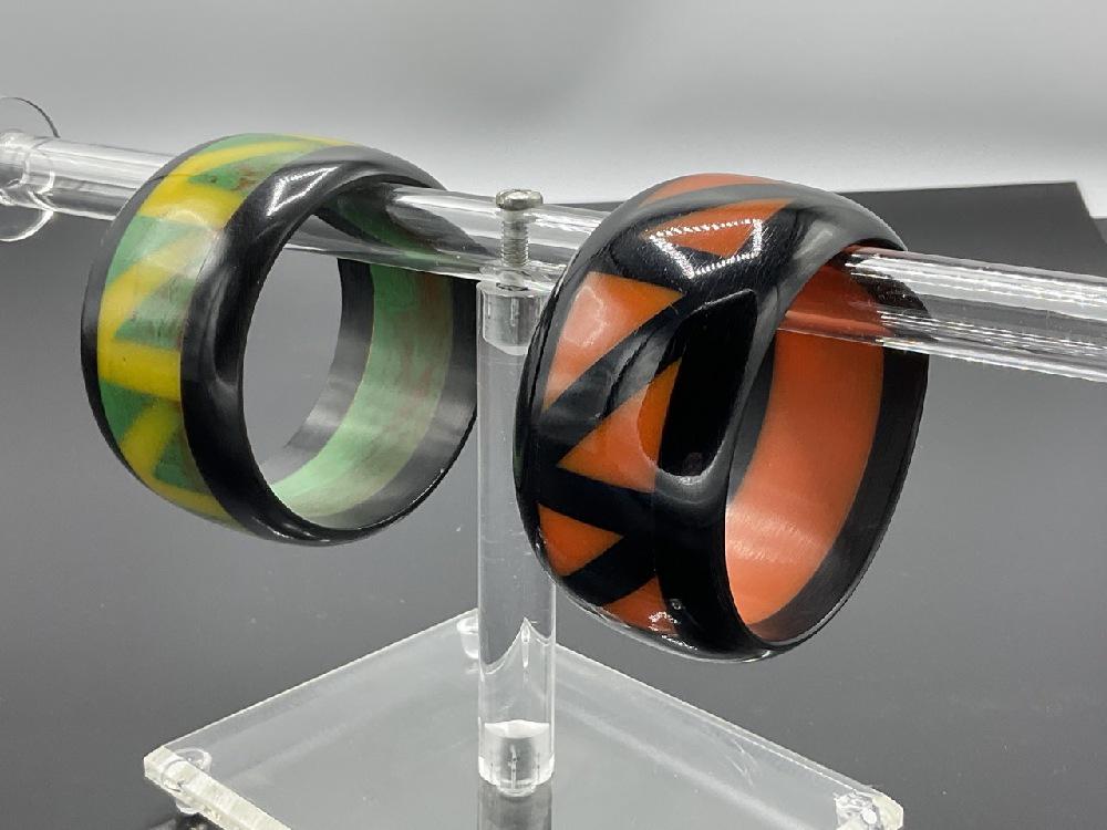 Two (2) Laminated Bakelite Zig Zag Bangle Bracelets (1 of 4)