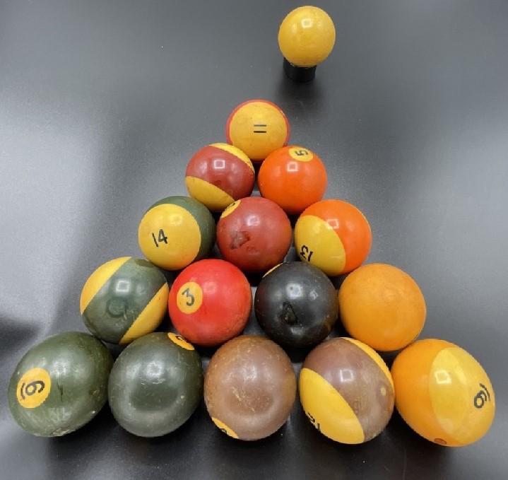 Bakelite Pool Ball Set (1 of 3)