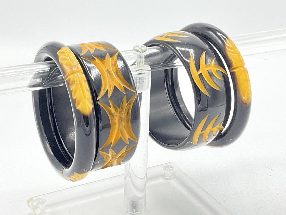 Vintage Black/Butterscotch Laminate Carved Geometric Bangles (1 of 5)