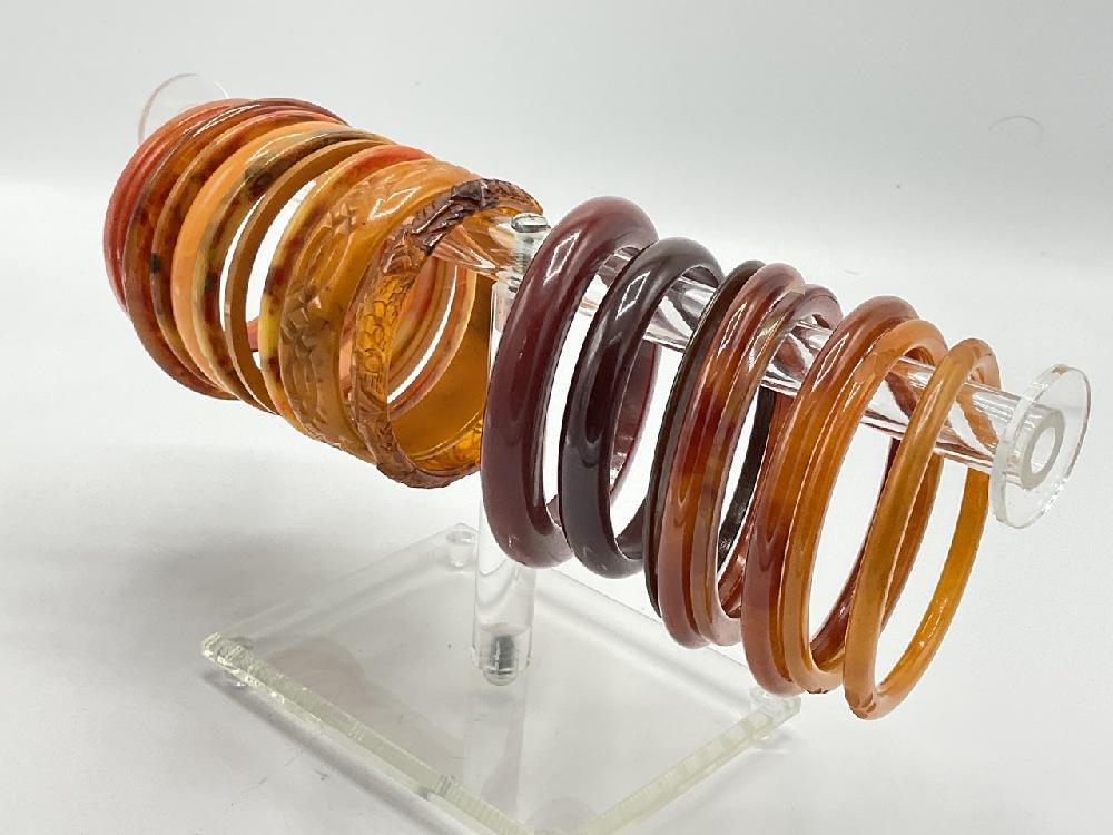 Sixteen (16) Assorted Bangle Bracelets (1 of 7)