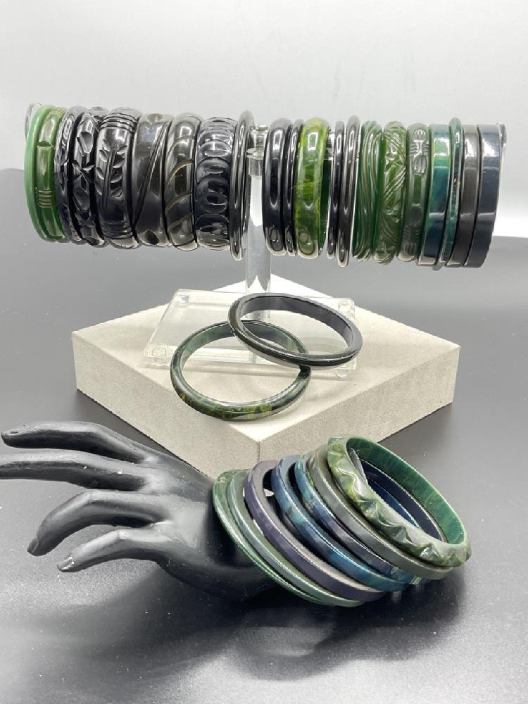 Thirty (30) Vintage Bakelite Bangle Bracelets (1 of 7)