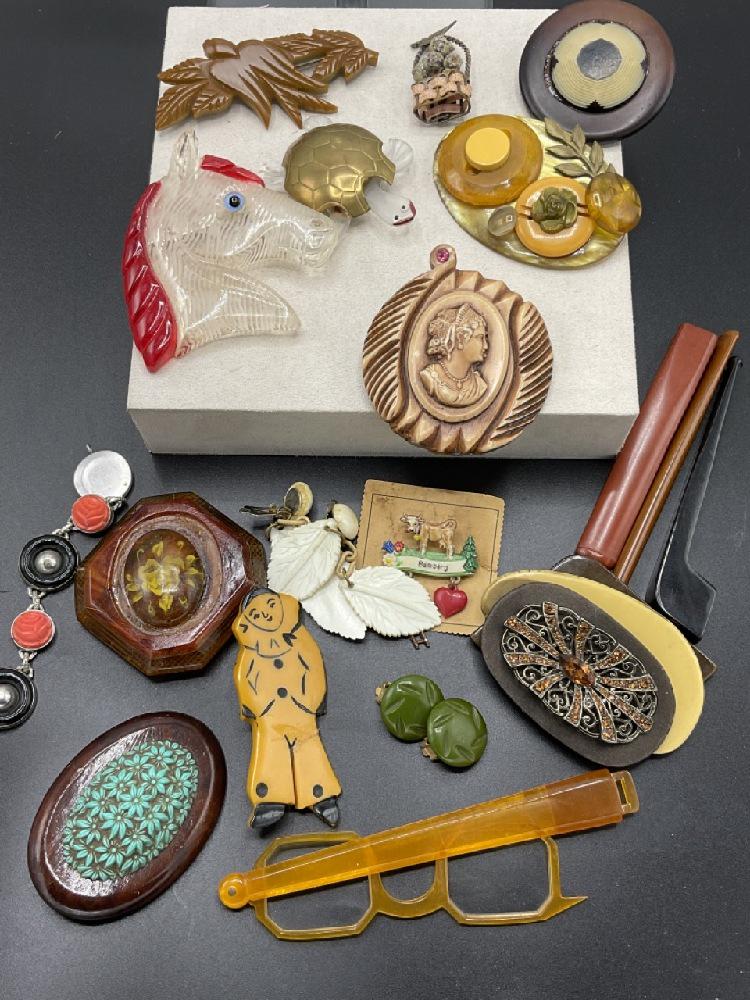 Compiled Bakelite And Other Costume Jewelry (1 of 4)