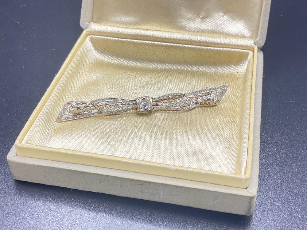 14K Gold Diamond Filigree Bar Pin (1 of 5)