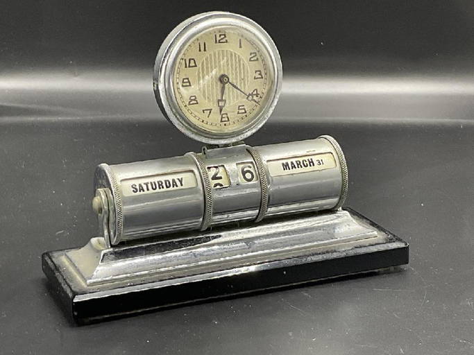 vintage-1930-s-art-deco-perpetual-calendar-desk-clock