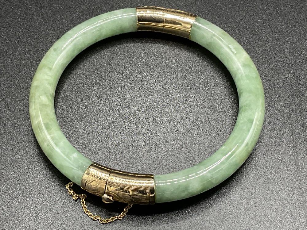14k Chinese Green Jade Bracelet
