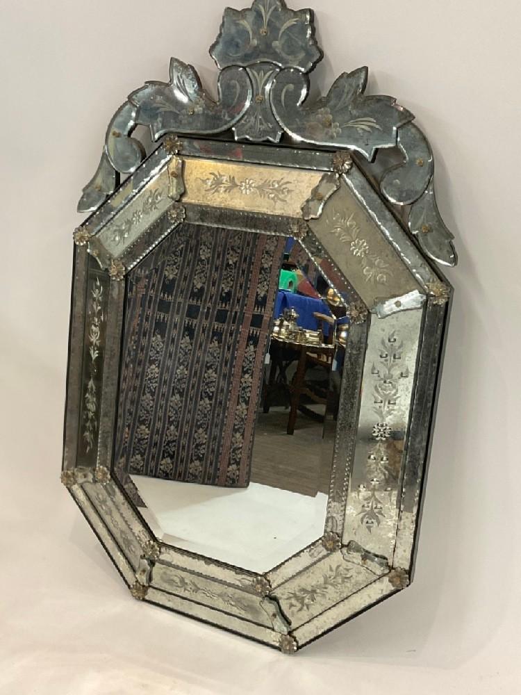 Venetian Wall Mirror (1 of 6)