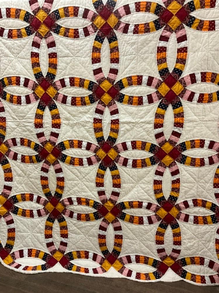 Double Ring Patch Quilt: Double Ring Patch Quit. Good Condition, Please See Preview Photographs. We do not guarantee quilt is free of any staining or damage. Dimensions: 63” x 80”