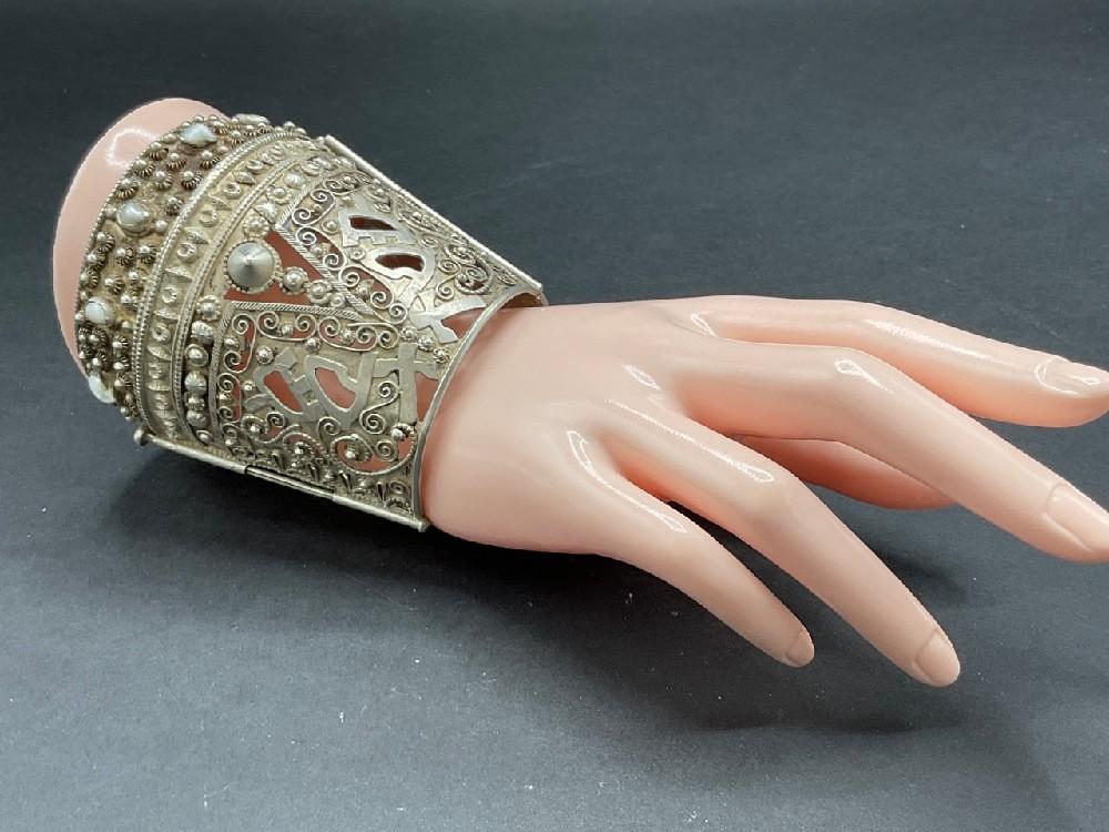 European 800 Silver Cuff Bracelet w/ MOP (1 of 5)