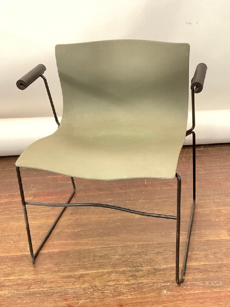 Massimo Vignelli Hankerchief Chair for Knoll (1 of 3)