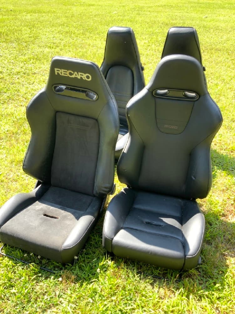 Four (4) Porsche Seats by Recaro: Fur (4) Porsche Seats by Recaro, Series L modular kVA, 90383 Part number 255.00.508, part number 928J.521.760.05 part number 923.521760.05.