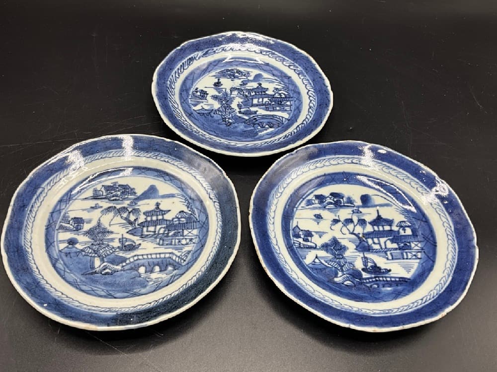 Three (3) Chinese Canton Plates (1 of 4)