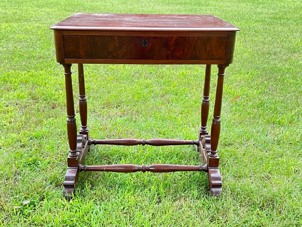 Rosewood Desk: Rosewood Desk.Good Condition, Please See Preview Photographs Dimensions: 29”H x 28” W x 20 1/2” D