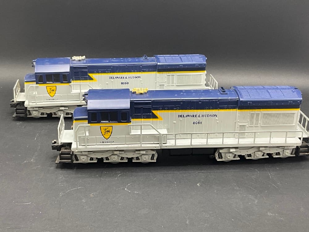 Delaware  & Hudson 8050, 8051 Lionel Trains (1 of 3)