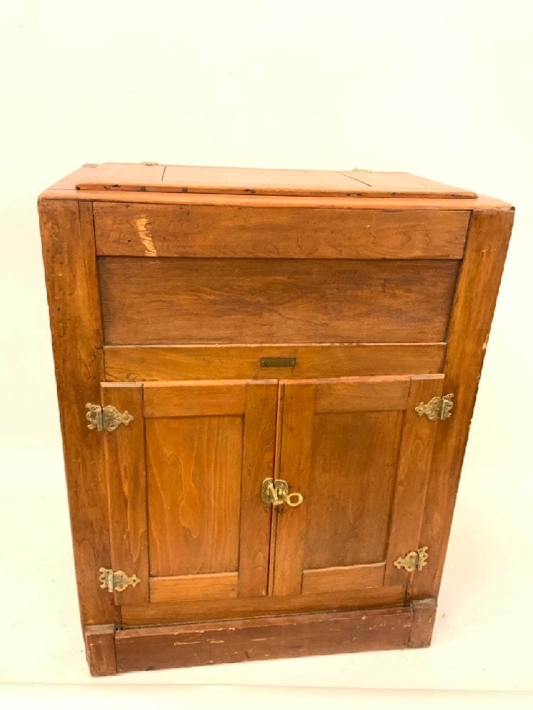 Antique Oak Ice Chest by Champlain (1 of 5)