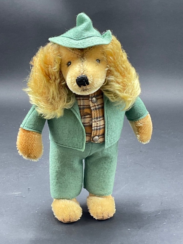 Vintage Steiff Costumed Floppy Ear Dog (1 of 4)