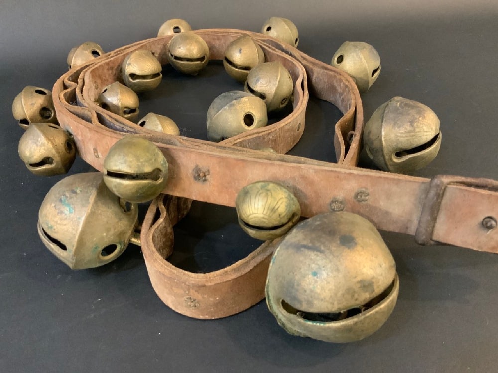 Graduating Real Antique Sleigh Bells (1 of 4)