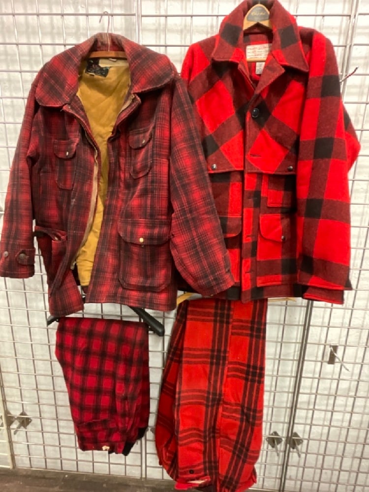 Vintage Men's Hunting Clothes, Red PLAID WOOL (1 of 5)